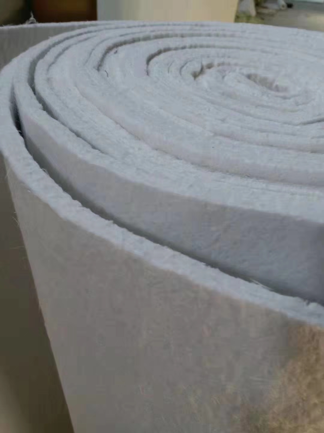 Aerogel thermal insulation blanket